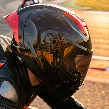 CASCO ALPHA NEGRO ROJO 2